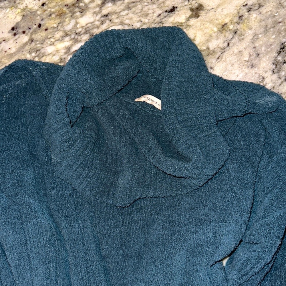 Teal, crop, oversize sleeve sweater. Super soft!!